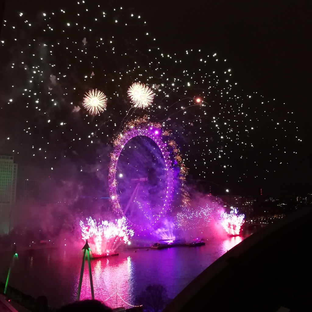 Week One: Fireworks at Embankment and a New Year Declutter